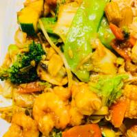 Chop Suey Shrimp · Shrimp with an assortment of veggies (napa cabbage, broccoli, zucchini, carrots, mushroom, w...