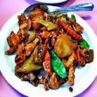 Szechuan Chicken · Sliced chicken sauteed in our famous Hoisen sauce, with shredded celery, onion carrot, mushr...
