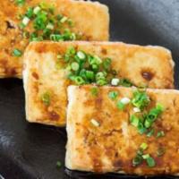 Fried tofu · 6 pieces served with Cali's special sauce