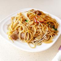 N1. Lo Mein · Soft noodle. Choice of chicken, beef, pork or veggie.