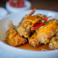 6 Sweet Heat Chicken Wings · Lightly battered crispy wings, firecracker sauce, scallions.