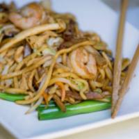 Imperial Chow Mein · BBQ pork, shrimp, natural chicken, breast, beech mushrooms, cabbage, carrots, scallion.