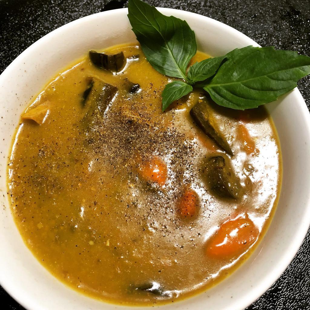 VE11a. Vegan Tofu Curry with Rice · Taro, mushroom, tofu, carrot, curry powder, lemongrass, cornstarch, tapioca powder, coconut milk, onions, pepper