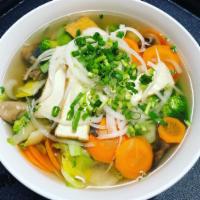 VE1. Vegan Pho Noodle Soup · Veggie broth, tofu, broccoli, cabbage, carrot, mushroom, culantro, bean, onions, pepper, bas...