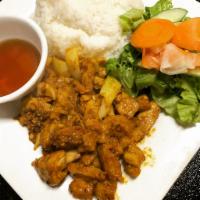 VA4a. Lemongrass Vegan Meat Rice · Garlic, chili, onions, cabbage, lettuce, cucumber, pickles, dressing, served with our soy sa...