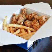 Fried Oyster Basket+free soda · 10 pieces.