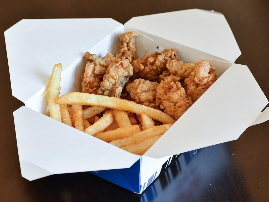 Fried Oyster Basket+free soda · 10 pieces.