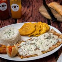 Pechuga a la Colombiana · Grilled juicy chicken breast topped with our amazing creamy mushroom sauce.