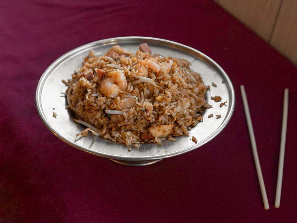 House Special Fried Rice · Shrimp, ham and chicken.