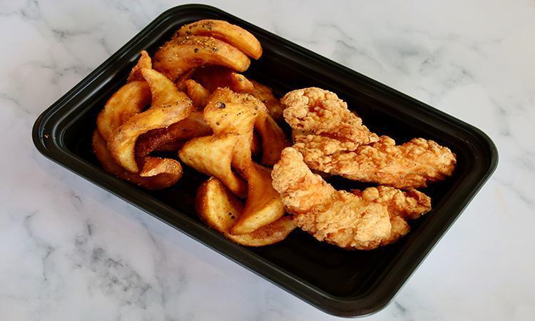 Kids - Chicken fingers & fries · Chicken fingers and sidewinder fries with a cookie and juice box