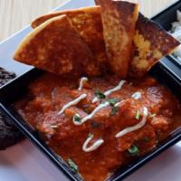 Kids - Butter Chicken Bowl · Kids butter chicken bowl with naan chips, cookie and juice box