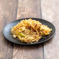 Miki Bihon · Combination Cantonese and rice stick noodles.