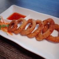 Crispy Calamari · Batter fried calamari. serve with sweet chilli sauce. 