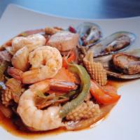 Seafood Padcha · Mussel, Shrimp, Squid, Scallop, Fish (No Substitution), Lemongrass, Peppercorn, Onion, Finge...
