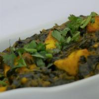 19. Saag Paneer · Fresh spinach and cottage cheese. Served with basmati rice. Vegetarian.