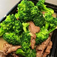 E18. Broccoli Beef with Garlic Sauce · 