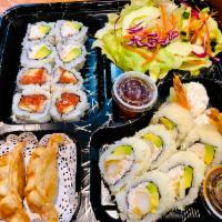 Tempura roll Bento Box · Shrimp tempura roll(8pc)
Gyoza(2pc)
California roll (4pc)
Spicy tuna roll (4pc)
Salad