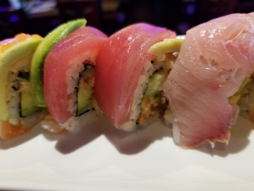 007 Roll · In: lobster salad, avocado and cucumber. Out: tuna, salmon and hamachi.