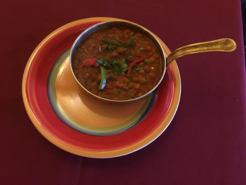 Chana Masala- Veg/Vegan/Gluten Free · Delectable combination of garbanzo beans,chopped tomato,onion,ginger and blend of home made spices. Yum !!