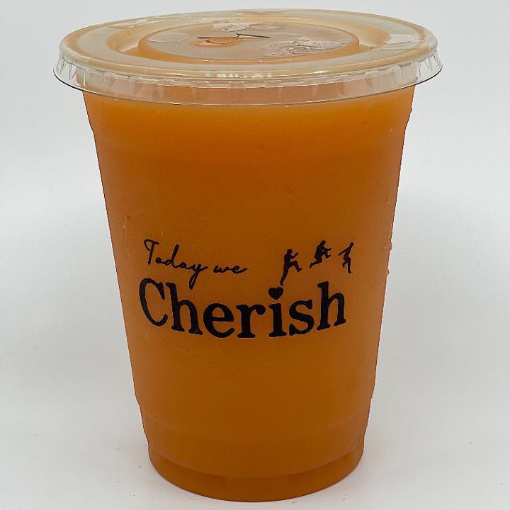 Refreshing Carrot · Carrots / Green Apples / Pineapple / Lime / Ginger