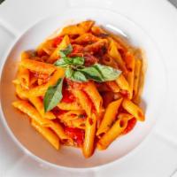 Penne Arrabbiata · Penne with spicy tomato sauce