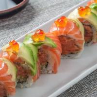 Spicy Titanic Roll · Salmon, avocado and tobiko caviar, wrapped around crunchy spicy tuna

