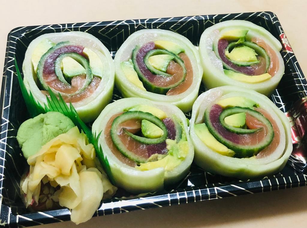 Salmon Tuna Naruto  · Salmon, tuna and avocado wrap with cucumber, tobiko on top