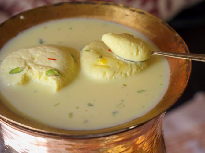 Rasmalai · A very popular after-dinner dessert, ras malai is made up of syrup-filled cottage cheese balls that are placed in flavored milk.
