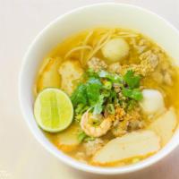 21. Mixed Vegetable Soup  · Tom jird park raum mit tow hu. Tofu, cabbage, carrot, baby corns, celery, mushroom and onion...