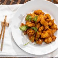 General Tso's Chicken · Lightly battered white meat chicken, deep fried and coated with famous general tso's sauce. ...