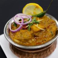 Goan Chicken Curry · Tender Chicken cooked in lovely saucy curry cooked in Goa beach style