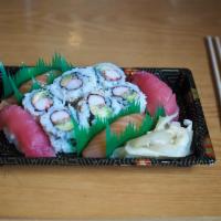 Sushi Combination Platter 1 · 6 pieces of California roll, 2 pieces of salmon sushi, and 2 pieces of tuna sushi.