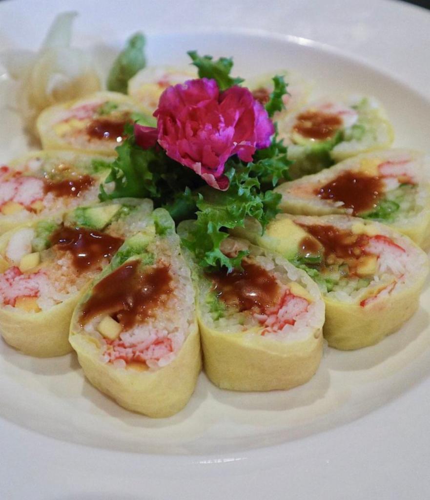 Sunflower Roll (10 Pieces)  · Lobster salad, shrimp, kani, avocado, cucumber, mango, wrapped with soybean paper, banko sauce.
