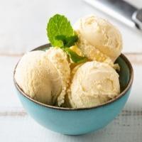 Malai Kulfi · Indian ice cream made with milk and nuts.