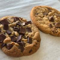 Sumo Cookie · Try our irresistible triple chocolate chip cookie packed with real Hershey's Kisses or peanu...