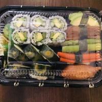 R5C. Vegetable Combo · 5 pieces sushi, avocado, asparagus and cucumber roll and crunchy tofu avocado roll.