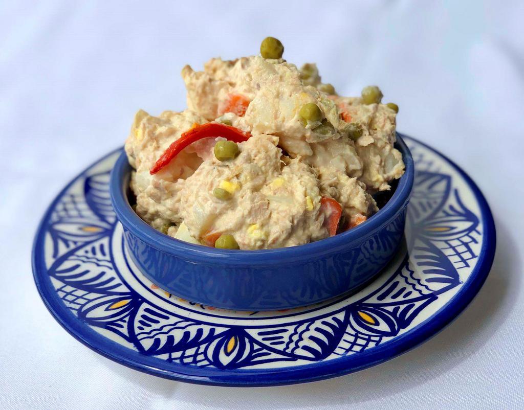 Ensaladilla Rusa 1/2 Libra · Potato Salad with Mayonnaise and Tuna
1/2 Pound