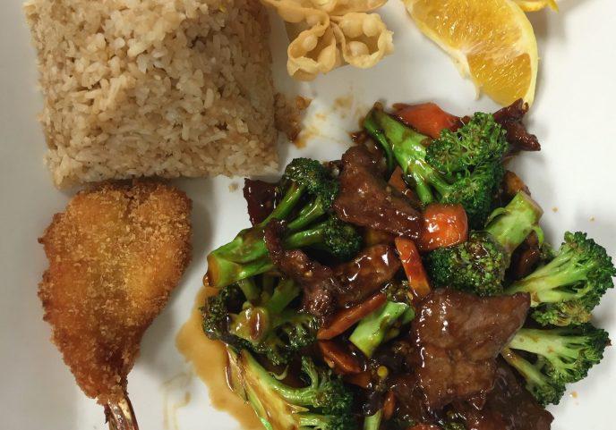 SC14. Beef with Broccoli Combo Plate · 