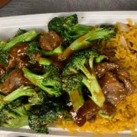 C24. Beef with Broccoli Combination Platter · Served with choice of rice and side.