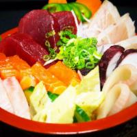 Chirashi · Assorted fish on sushi rice bowl.