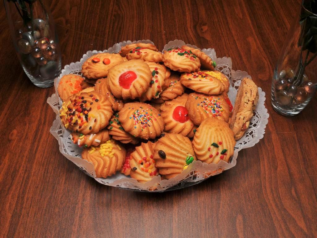 Cookies Tray · 1-1/2 lb.