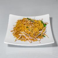 M44. Pan-Fried Egg Noodle with Beef · Pan fried egg noodle with beef.
