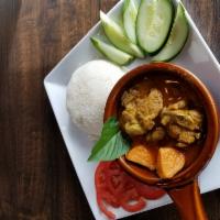 Curry Chicken on Rice · 