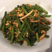 108. Green beans with tofu · Stir fried green beans and tofu