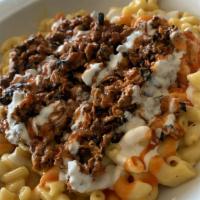 Buffalo Mac Lunch · Macaroni, your choice of Buffalo jackfruit or seitan, sour cream, Buffalo sauce. Comes with ...