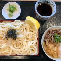 Nikutamaten Udon(Hot) · Udon(Wheat Flower Noodle),Soup with sweet Beef,Half Boiled Egg,Tempura Flake,Fish Cake,Green...