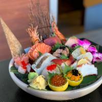 Ginza Takara Sashimi Tray For 2 · 22 pieces of otoro, hamachi, tuna, salmon, uni, hotate, tako, botan ebi, ika, hokkigai and m...