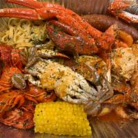 Seafood Boil Pan-Small · 1 Snow crab cluster, 1 blue crab, sausage, corn and a potato.
