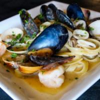 Fettuccine Pescatore · Mussels, clams, shrimp & calamari in a pomodoro or white wine sauce.