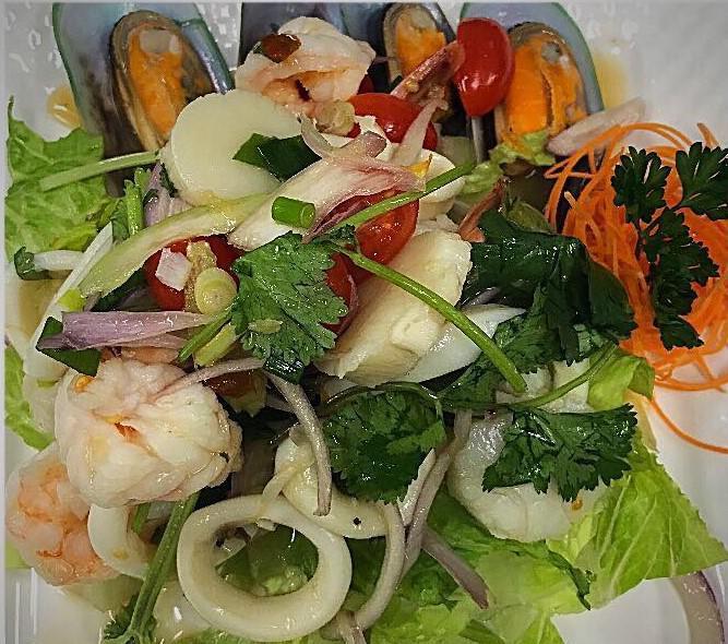 Thai Rainbow · Thai · Noodles · Vegetarian · Soup
